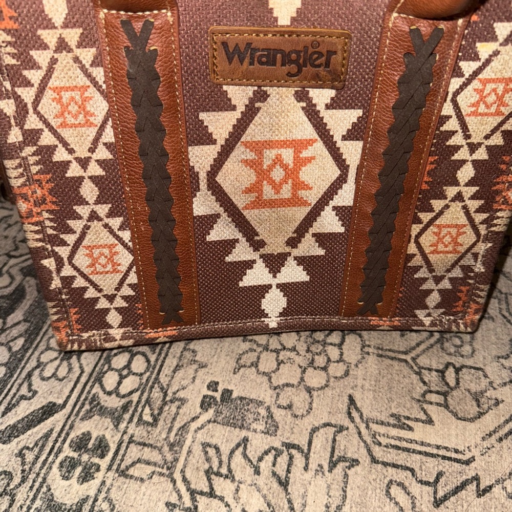 Wrangler Geometric Brown and Tan Tote